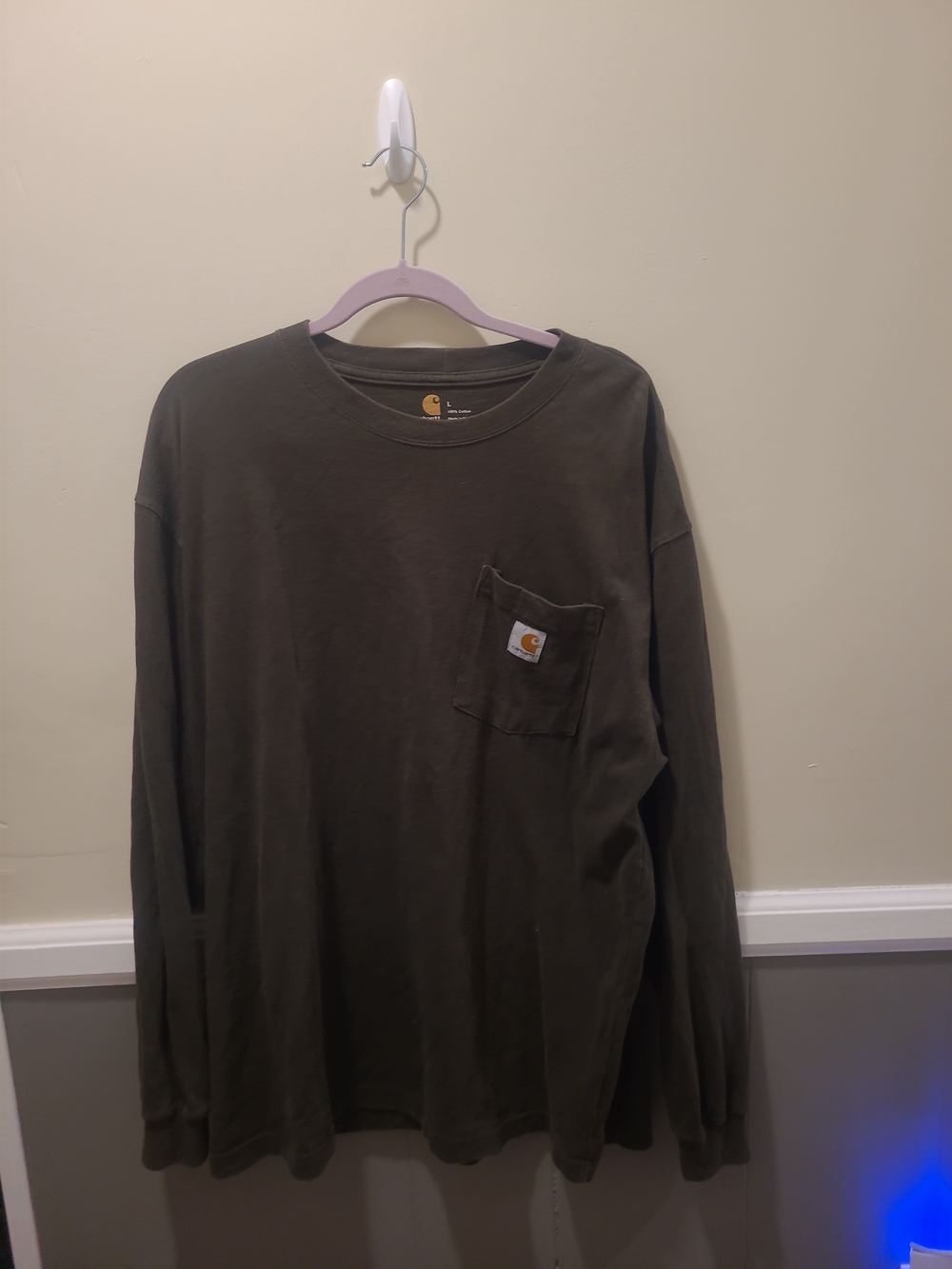 Carhartt Men's Long-Sleeve Pocket Large T-Shirt — Olive Green Flaw